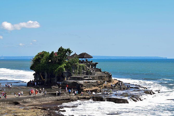 1 DAY Private Car Charter / English and Japanese Drivers / Customization OK / Have fun at your own pace wherever you want! - Why a Ubud private car charter feels smarter than a fixed tour