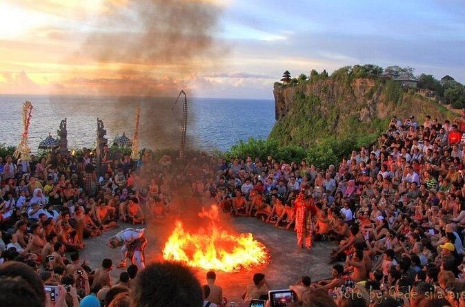Admission Tickets for Kecak Dance & Uluwatu Temple Sunset - Kecak and fire dance: how to get the best view of the show