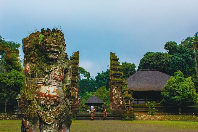 Bali 4WD Adventure WakaLand UNESCO Jatiluwih Trip in Bali Outback - Penebel: Quarry Work, Village Life, and the Smell of Farming