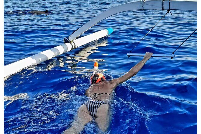 Bali and Lovina with Sunrise Dolphin Tour and Snorkeling - Sunrise at sea on a jukung boat