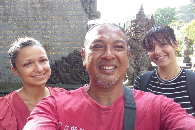 Bali Car Hire With English Speaking Friendly Driver - Uluwatu: cliff temple views and the Kecak & Fire Dance hour