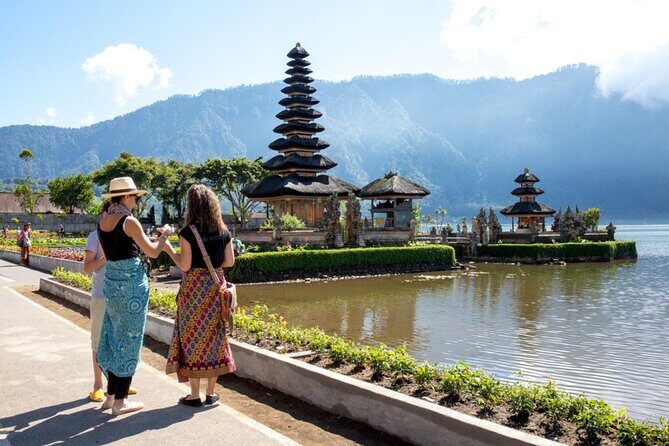 Bali Charm: Full-Day Bedugul and Tanah Lot Tour (UNESCO) - All Inclusive Tickets - The private car reality: time on the road is part of the deal