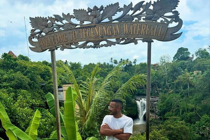 Bali Culture Tour - Tirta Empul Temple: watching a cleansing ceremony with meaning
