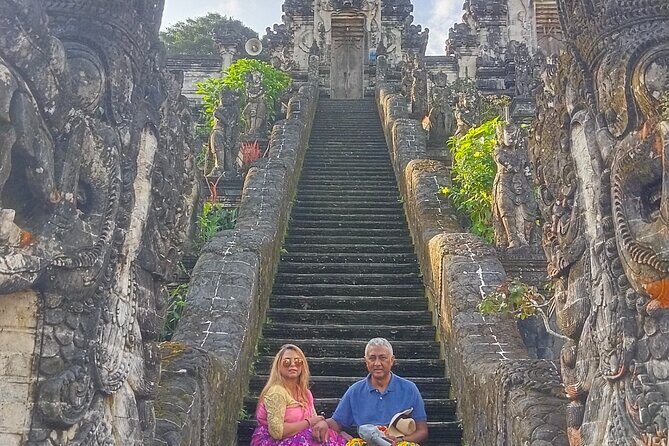 Bali Full Day Customized Private Tour - Ubud: start with art, rainforest atmosphere, and the Monkey Forest