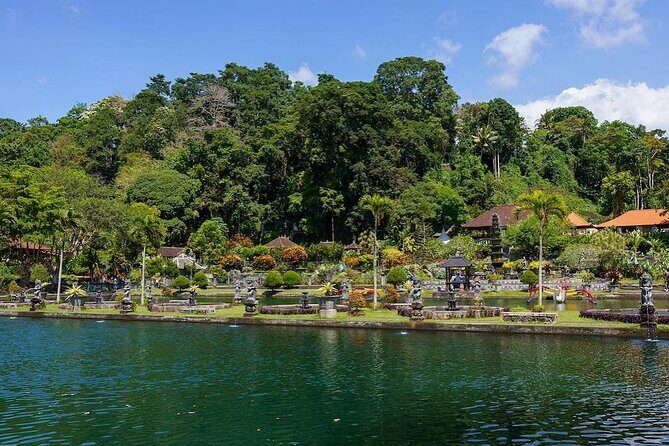 Bali Gate of Heaven Temple, Waterfall, Water Palace & Swing - Photographer + Guide Teamwork: Why This Tour Feels Different