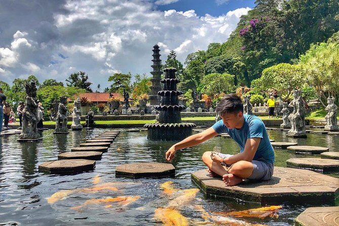Bali Instagram Tour: Lempuyang Temple, Tirta Gangga and Tukad Cepung Waterfall - How This Tour Feels in Real Life: Comfort, Pace, and Photo Help