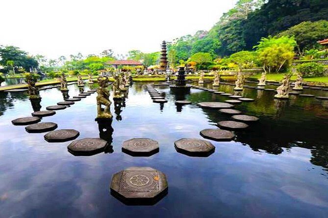 Bali Instagram Tour : The Most Popular Spots In Bali - Lempuyang Temple: Gates of Heaven With Mount Agung in Frame