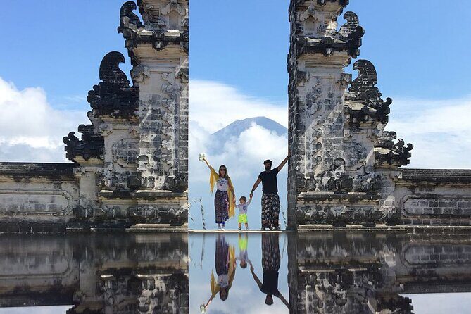 Bali Instagram Tour: The Most Scenic Spots - Stop 2: Tirta Gangga Royal Water Palace Atmosphere
