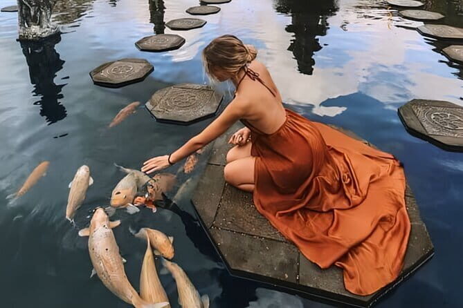 Bali Instagramable Tour: Gates of Heaven Lempuyang - Water Palace - Waterfall - A morning start built around Bali photo light