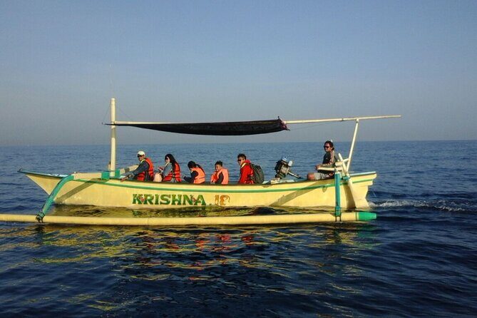 Bali Lovina Dolphin and North Bali Sightseeing - All Inclusive - Lovina Beach at 3:00 am: the sunrise momentum