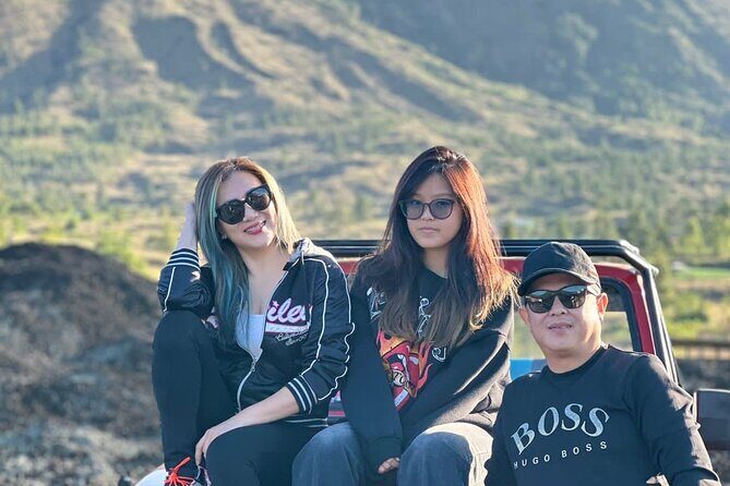 Bali: Mount Batur Jeep Sunrise & Hot Springs - All Inclusive - Off-road to Batur black lava: seeing 1963 in real life