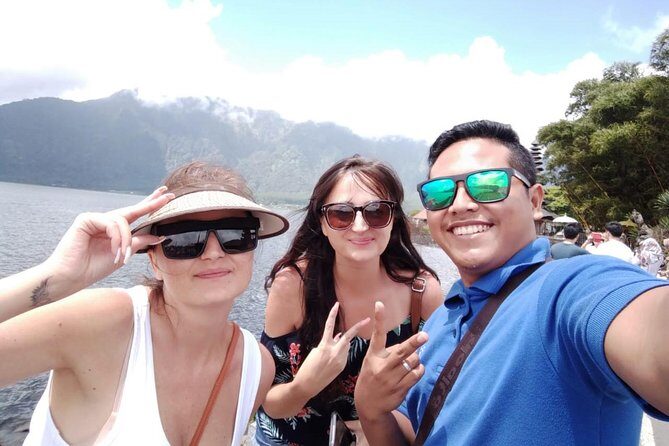 Bali Private Transfer Services - AC Private Car Options and English-Speaking Drivers