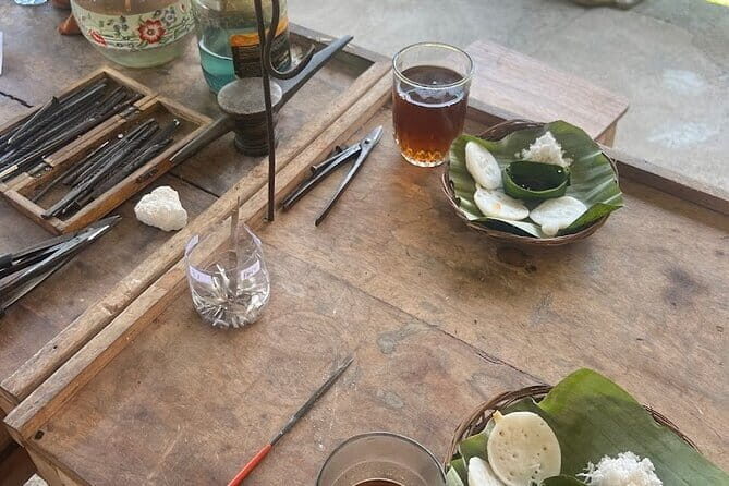 Bali Sidemen Silver Class Making with 7 Gram of Silver - Shaping and Detailing: How Your Jewelry Takes Form