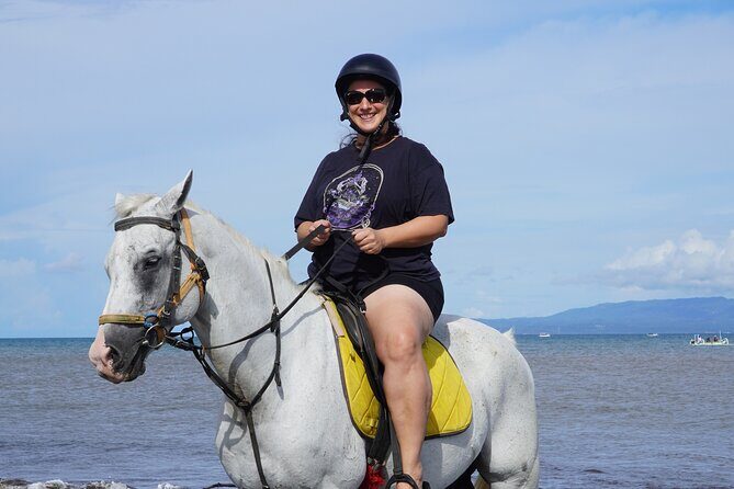 Bali Sunrise Horse Riding and Tour - Optional Stop: Sacred Monkey Forest Sanctuary (1 Hour)