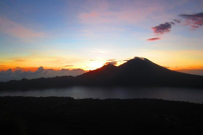 Bali Sunrise Trekking and Natural Hot spring Tour - Mount Batur Sunrise: The Reason You Wake Up in the Dark