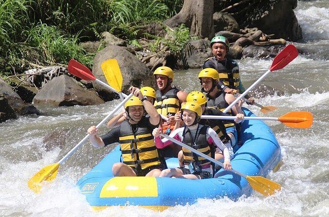 Bali Ubud Ayung River Rafting with Lunch - Lunch in Ubud after rafting: fuel that tastes like Indonesia