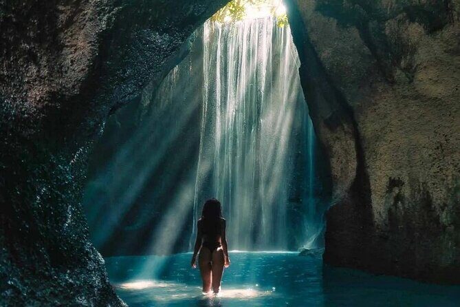 Bali Waterfalls Private Day Tour - Timing the day so the waterfalls look serene