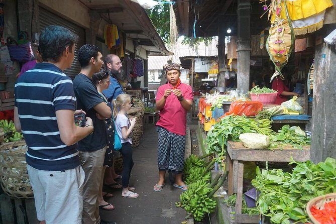 Balinese Traditional Food Cooking Class with Ubud Monkey Forest and SPA - Early Pickup and the 8:30am Market Start: How the Day Moves