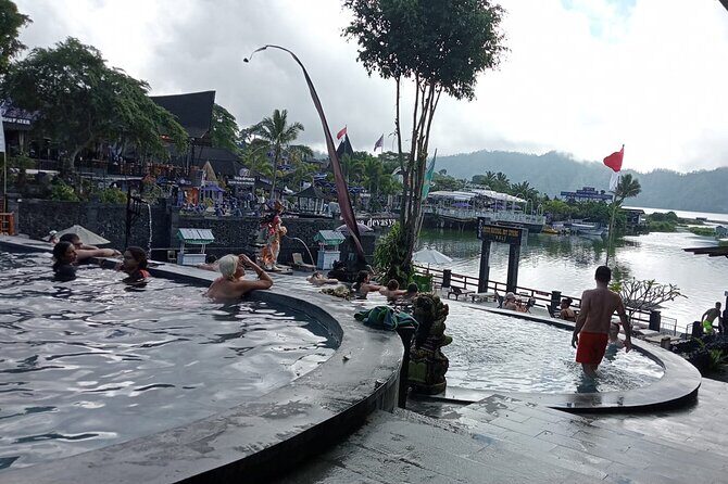 Batur Volcano Day Jeep And Hot Spring All Inclusive Private Tour - Jeeps, Lava Fields, and Lake Views at the Best Stops