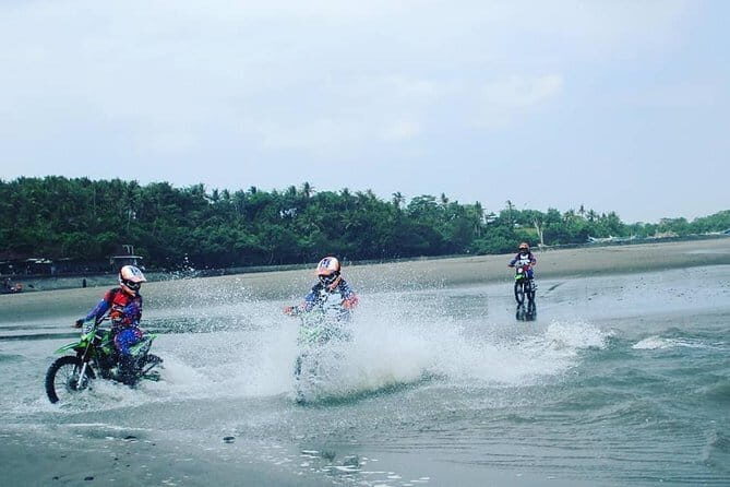BEGINNER RIDE - Learn to ride and enjoy the sandy beach - Why this beginner dirt bike ride starts on sand