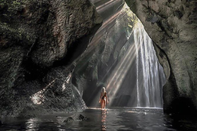 Best Of Ubud : One Day Hidden Waterfall Tour with Tempel - Pickup and comfort: private AC car, mineral water, and smart pacing
