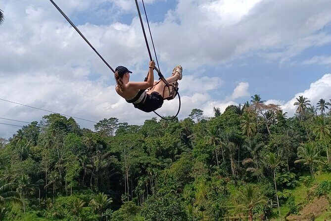 Best Ubud Tours -All inclusive with private driver - Stop 3: Tegenungan Waterfall for big scenery and a photo break