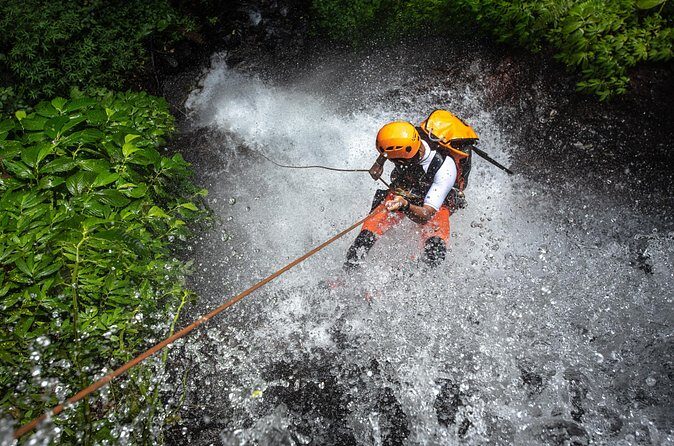 Canyoning Bali, Tamata Canyon (Adventure, discovery, nature) - The descent: Swimming, sliding, jumping, and rappelling