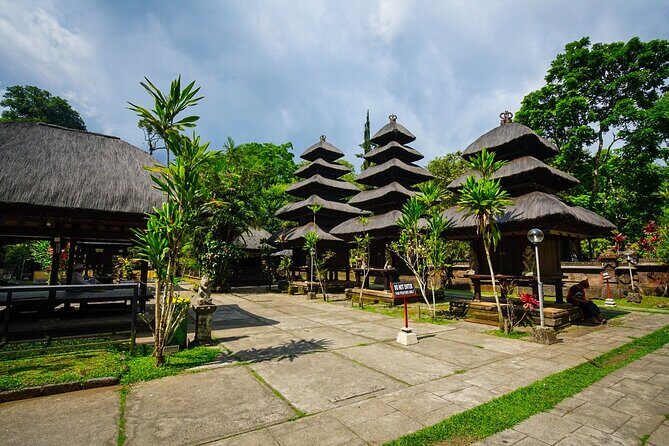 Discover Hidden Waterfall, Unesco Rice Terraces and Mountain Temple - Price and value: is $55.59 per person a good deal?