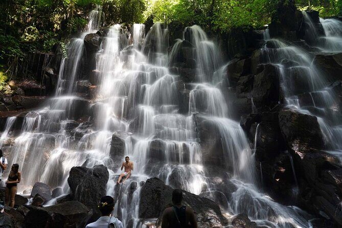 Discover the best waterfalls in Ubud and rice terraces tour - Photo and timing tips that match what the sights actually do
