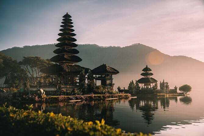 Experience Private Bali Northern Trip at North Waterfall - Ulun Danu Bratan Temple: lake views and a calm first hour