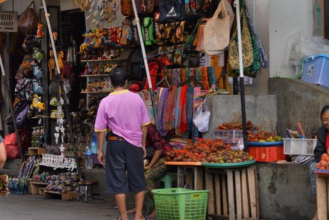 Famous Ubud villlage and Dance Tour with Rice Terrace And Waterfall Visit - Coffee plantation at Bali Pulina: a quick stop for the civet coffee story