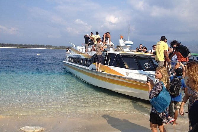 Fastboat to Gili Trawangan or Gili Air - One-way arrival at Gili Trawangan or Gili Air: how to spend your island hours