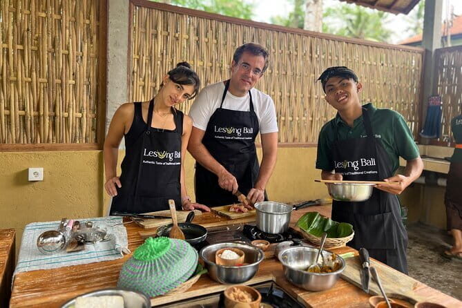 From Ubud: Authentic Cooking Class Visit Traditional Market - Who This Balances Best: Families, Couples, And Food-Driven Groups