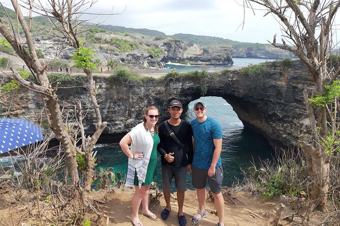 Full-Day Nusa Penida Island Private Tour with Local Guide - Broken Beach (Pasih Uug): The Archway That Makes the Cove