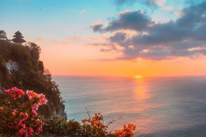 Full Day Ubud Tanah Lot Uluwatu All Inclusive Private Tour - Tanah Lot Temple: the sea-rock setting that makes photos unfair