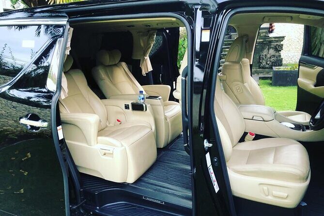 Hire a Luxury Private Car in Bali with an English Speaking Driver - Best fit: who should book this private car day