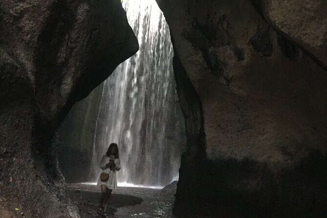 Instagram Tour Popular Spot in Bali - Private & All-inclusive - Tukad Cepung Waterfall: Canyon Walk and the Light-Through-Trees Effect