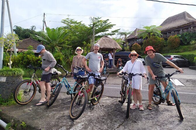 Jatiluwih E-bikes Tour Cycling Group - Why Jatiluwih by eBike Feels Smarter Than Foot-Trekking