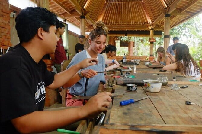 JEEP Batur Sunrise Experience - Hot spring stop: a practical recovery moment after the early hours