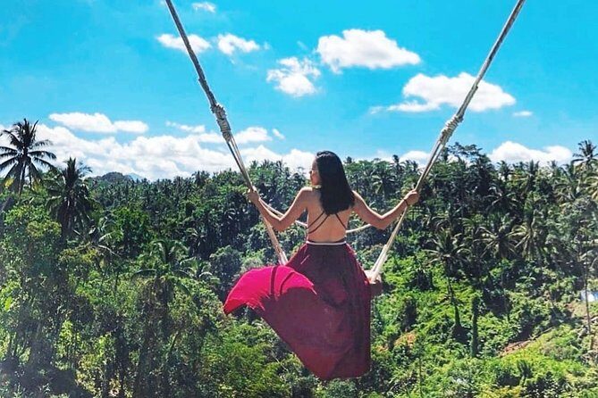 Jungle Swing - Volcano - Water Temple - Monkey Forest and Waterfall Tour - Stop 4: Kintamani Highlands for Mt Batur and the lake below