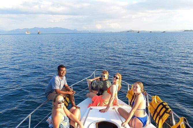 Komodo Islands with Speedboat in Labuhan Bajo - Stop 2: Pink Beach Time on Unusual Sand