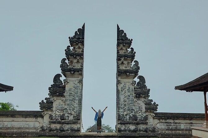 Lempuyang Gate of Heaven and City Tour - Gates of Heaven at Lempuyang Temple: the Mount Agung photo moment