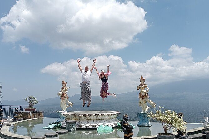 Lempuyang Temple Gate Heaven Tirta Gangga Private Guided Tour - Tirta Gangga’s Royal Water Garden in Karangasem