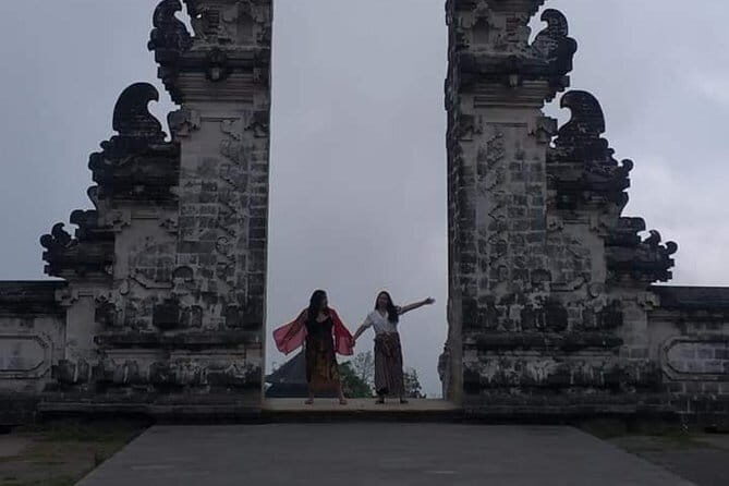 Melukat Ceremony and Temple Tour at Gunung Kawi Sebatu Temple - Timing: how to get the calm vibe