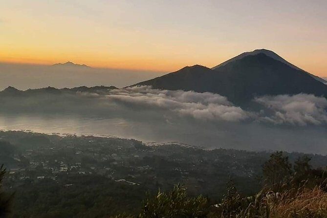 Mount Batur Sunrise Trek with Natural Hot Spring - All Inclusive - Getting onto the trail: jungle steps, farmer views, and moving in the dark