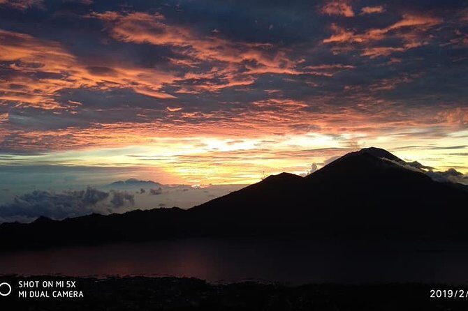 Mount Batur Sunrise Trek with Natural Hot Spring - All Inclusive - Crater views and the Lake Batur descent: what you’ll see after the sunrise moment