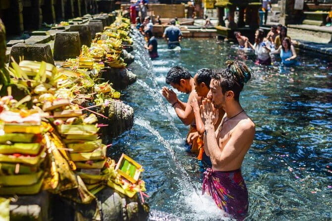 Munduk Highlights: Stunning North Bali Waterfalls & Temple - Banyumala Twin Waterfalls: The Best Pair Falls Moment