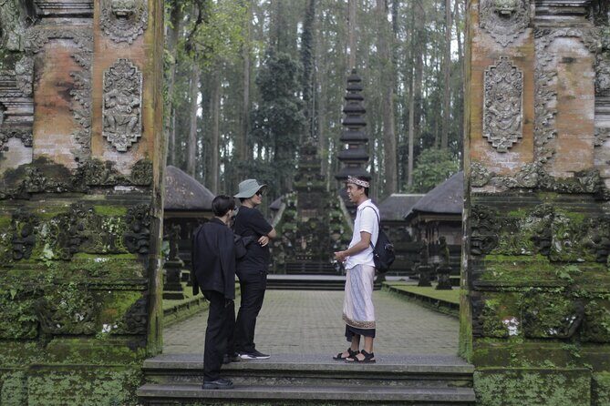 Munduk Private Customized Highlights Tour - Iconic Gate Energy: Handara Gate and Wanagiri Photo Viewpoints