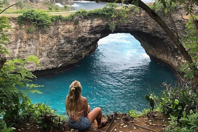 Nusa Penida Island Full-Day Tour from Bali - Pasih Uug Beach (Broken Beach) and Angel’s Billabong: pools, arches, and wave drama