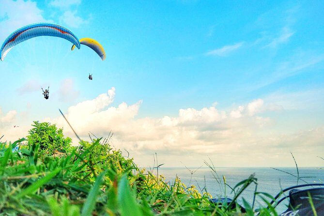 Paragliding Bali Nusa Dua cliff with Free Photo/Videos - Getting There: Panda Paragliding Meeting Point, No Hotel Pickup